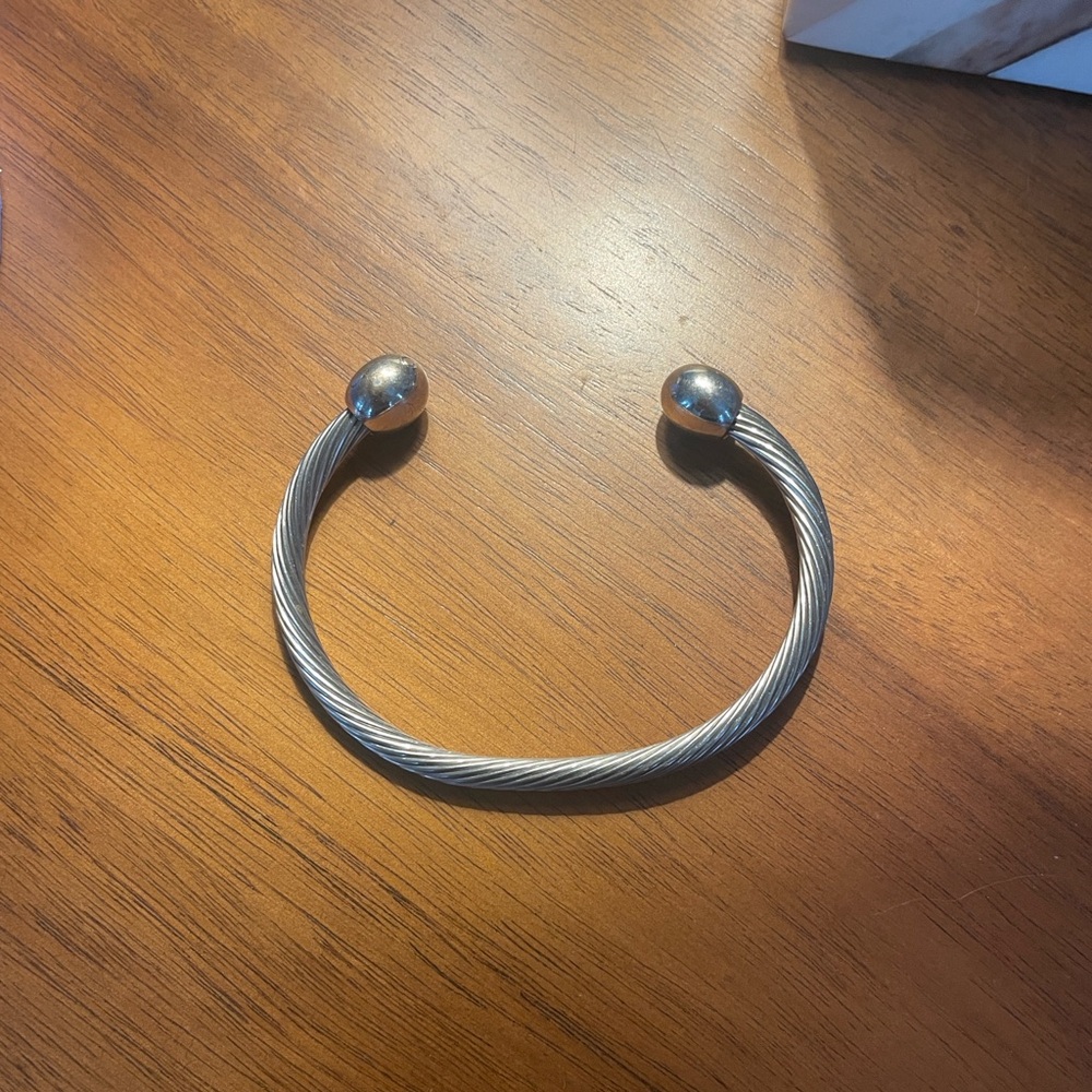Q-Ray Silver Deluxe Wellness Golf Bracelet